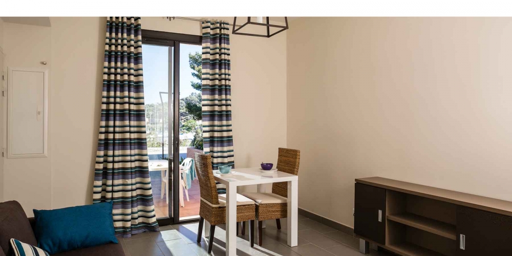 Appartement en location saisonnière sur l'île des Embiez, à proximité de Sanary