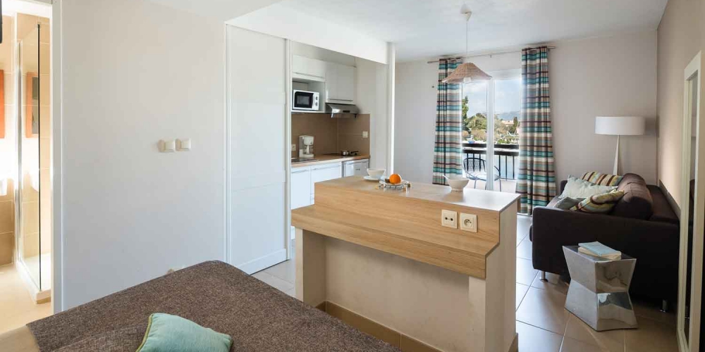 Studio en location saisonnière sur l'île des Embiez à proximité de Sanary