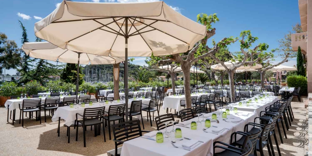 L'hôtel Hélios 4 étoiles sur l'île des Embiez, à proximité de Sanary