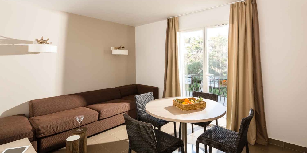 Appartement en location saisonnière sur l'île des Embiez avec vue mer