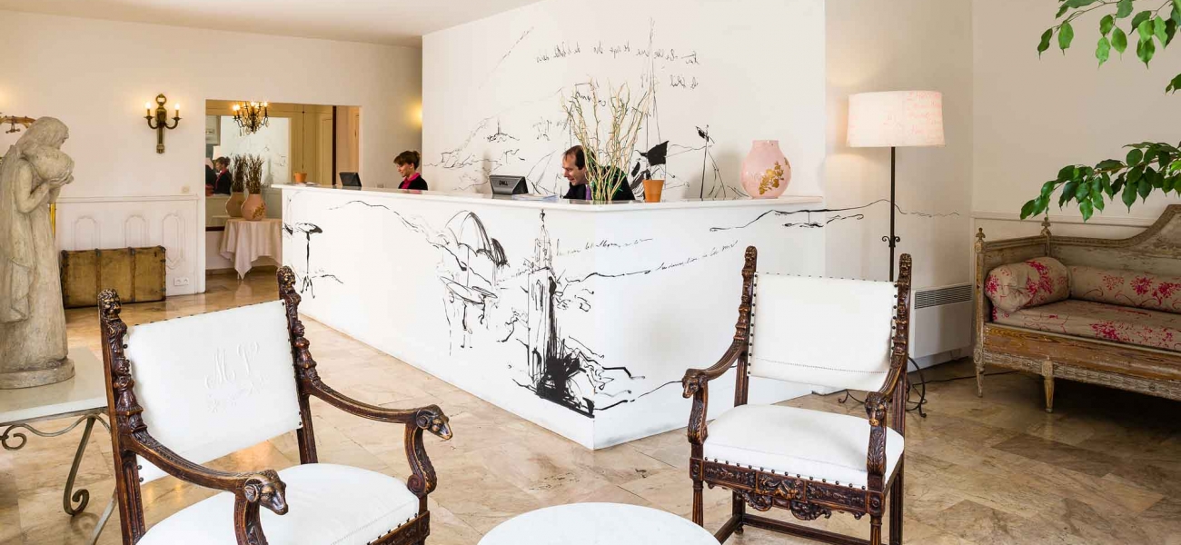 L'hôtel Delos 4 étoiles sur l'île de Bendor au large de Bandol