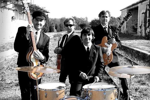 Groupe British legend en concert aux Embiez pour soirée plage