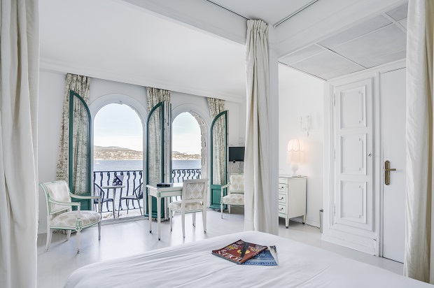 chambre supérieure vue mer bendor